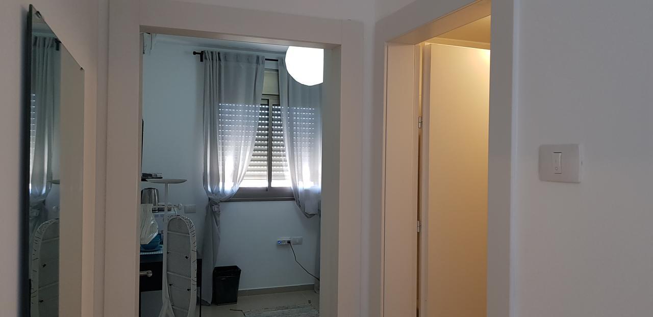 Private Bed/Bathroom In Netanya Dış mekan fotoğraf