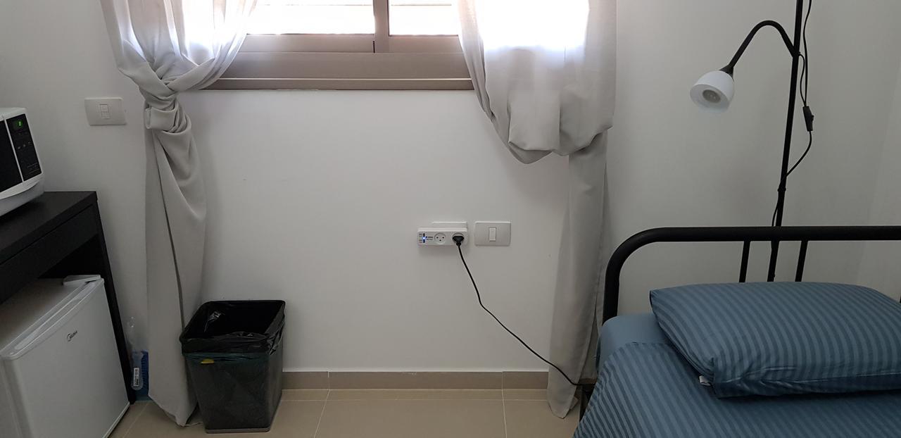 Private Bed/Bathroom In Netanya Dış mekan fotoğraf