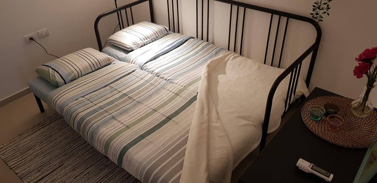 Private Bed/Bathroom In Netanya Dış mekan fotoğraf